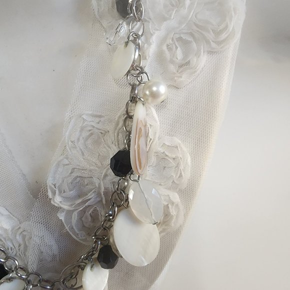 Fashion Silver Chain Necklace, Black and White, One size - Picture 4 of 13